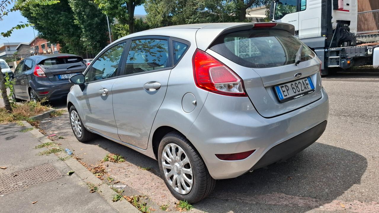 Ford Fiesta benzina gpl