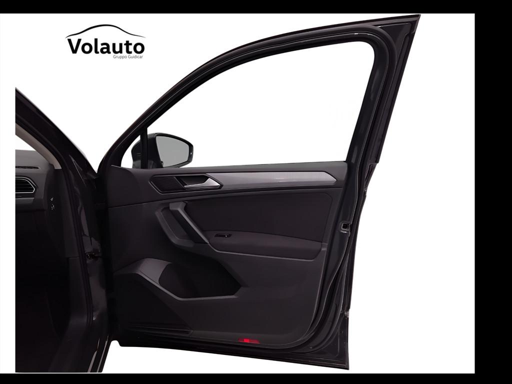 VOLKSWAGEN Tiguan II 2021 - Tiguan 1.5 tsi Life 150cv dsg