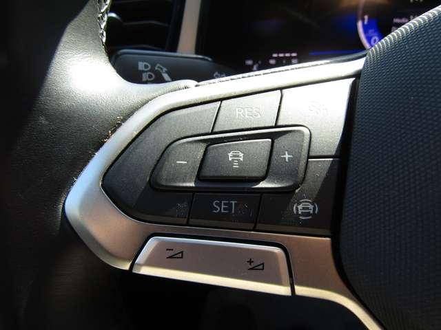 Volkswagen T-Roc 1.0 TSI LIFE 115CV CAMBIO MANUALE, NEOPATENTATI