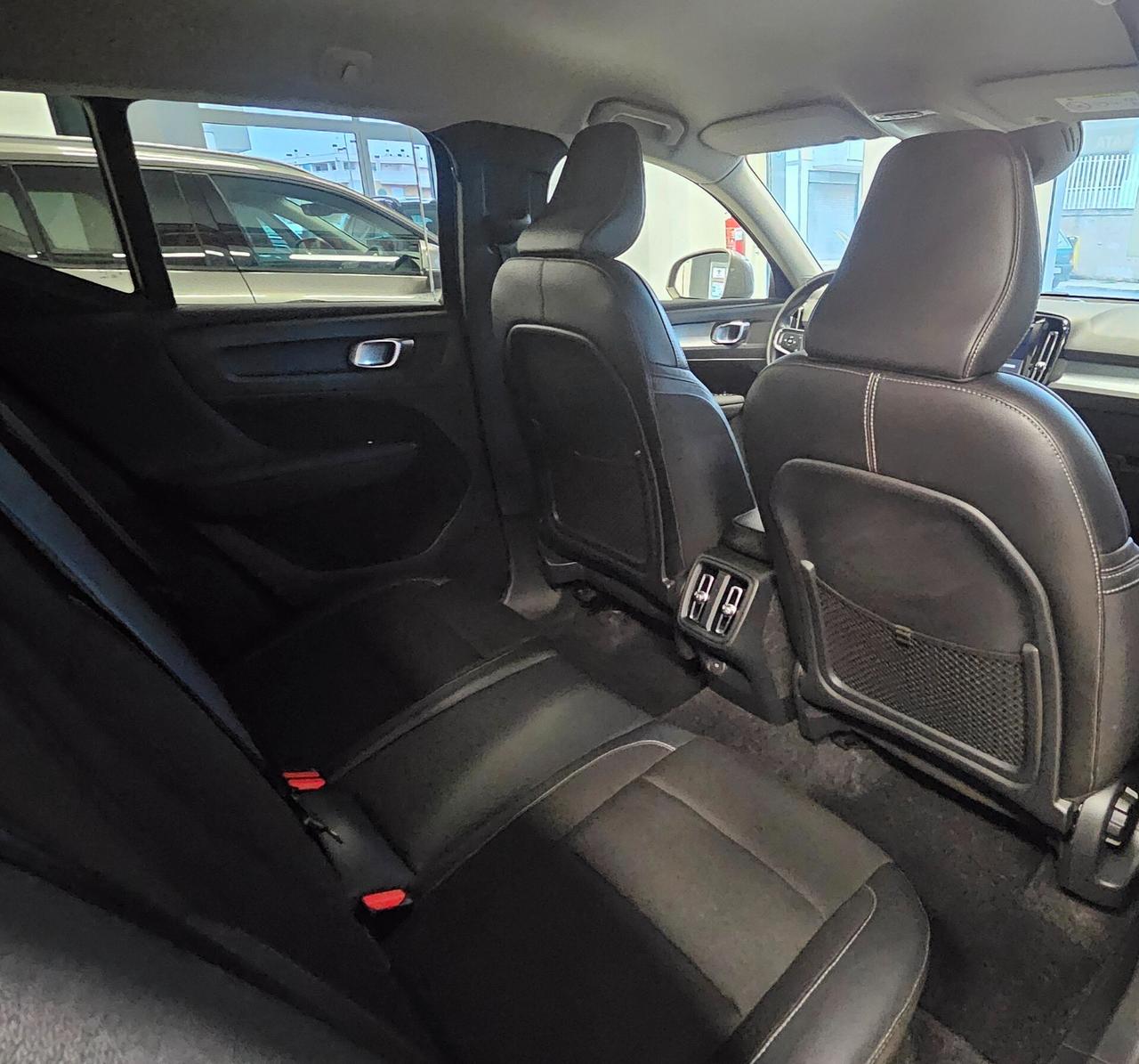 Volvo XC40 D3 Geartronic Momentum plus