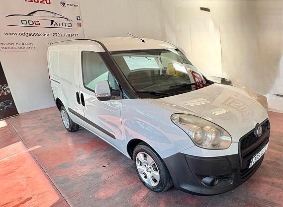 FURGONE FIAT DOBLO DIESEL 1.6 CV 105 Km 196.085 Certificati