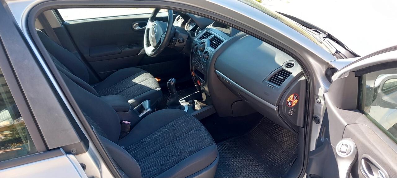 Renault Mégane 1.6 110Cv 5 porte GPL SW Confort