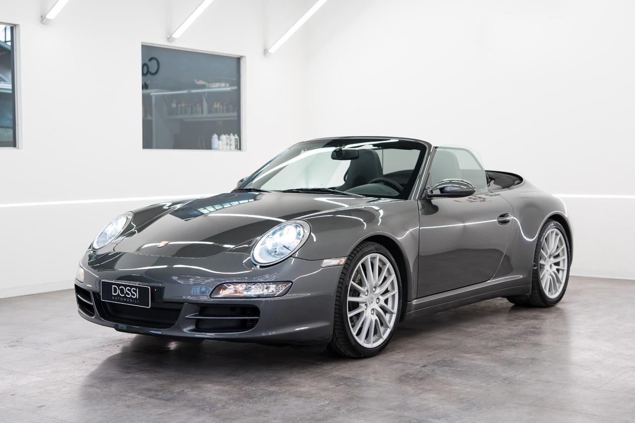 Porsche 911 Carrera 4 Cabriolet