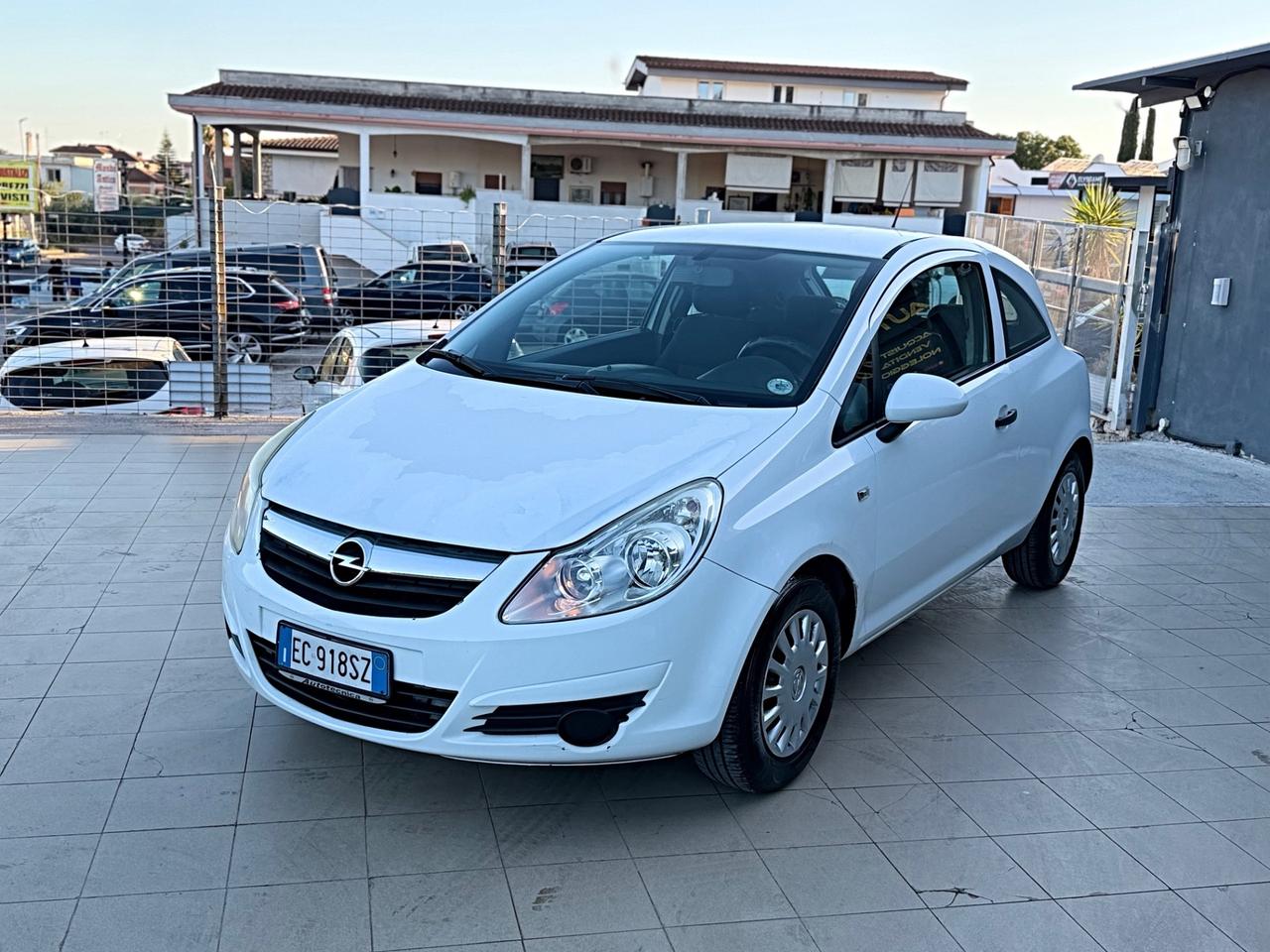 Opel Corsa 1.2 3 porte Sport Garanzia 12 Mesi