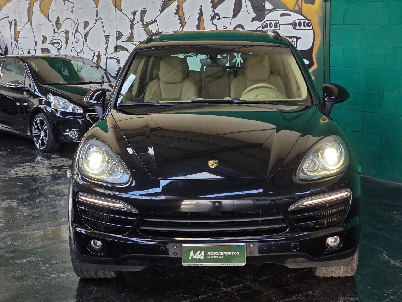 Porsche Cayenne 958 3.0 TDi *TETTO