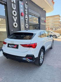 Audi Q3 35 TDI S tronic 2.0 150 CV