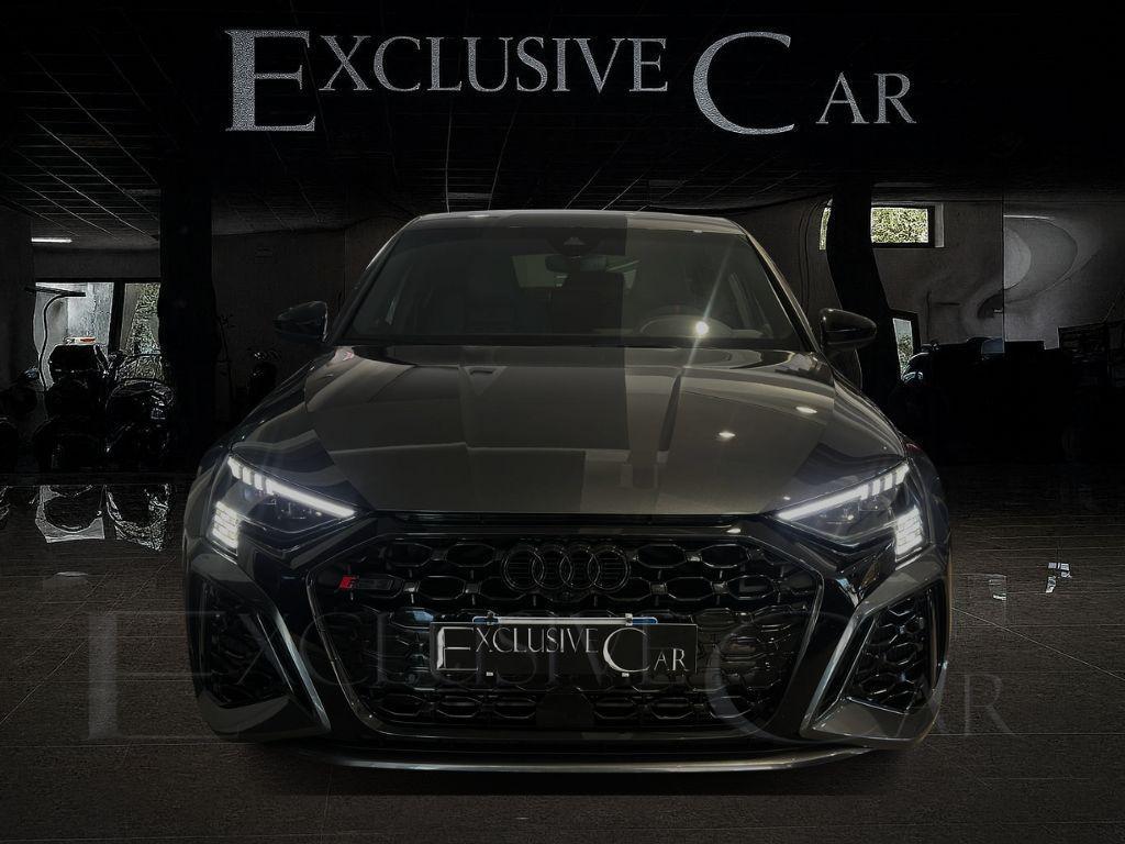 AUDI - RS3