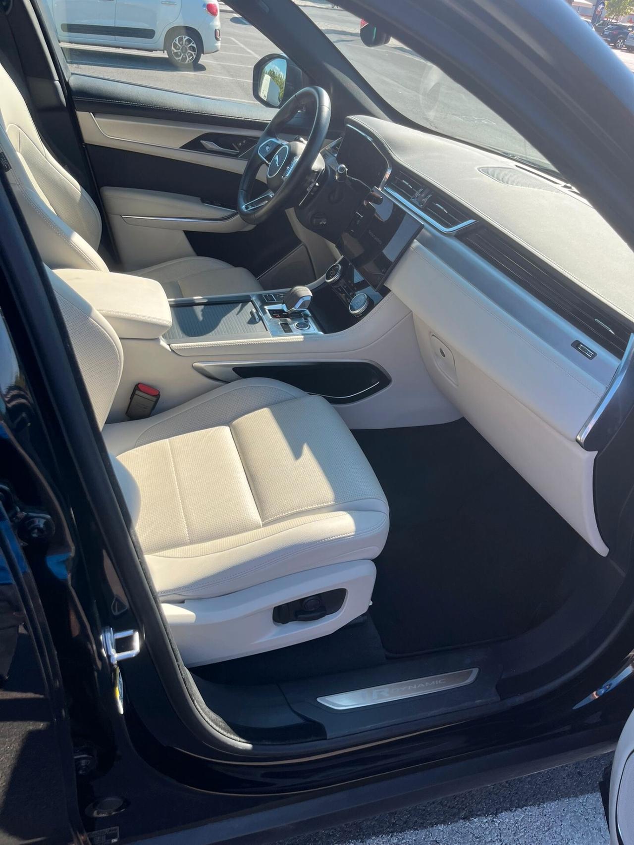 Jaguar F-Pace 2.0 D 204 CV AWD aut. R-Dynamic S