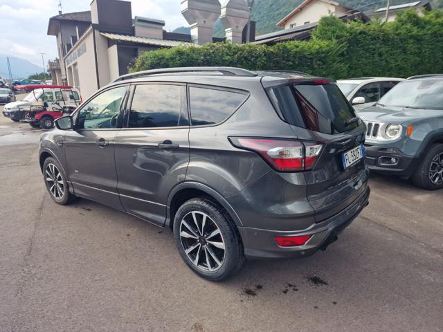 FORD Kuga 2.0 TDCI 150 CV S&S 4WD Powershift ST-Line