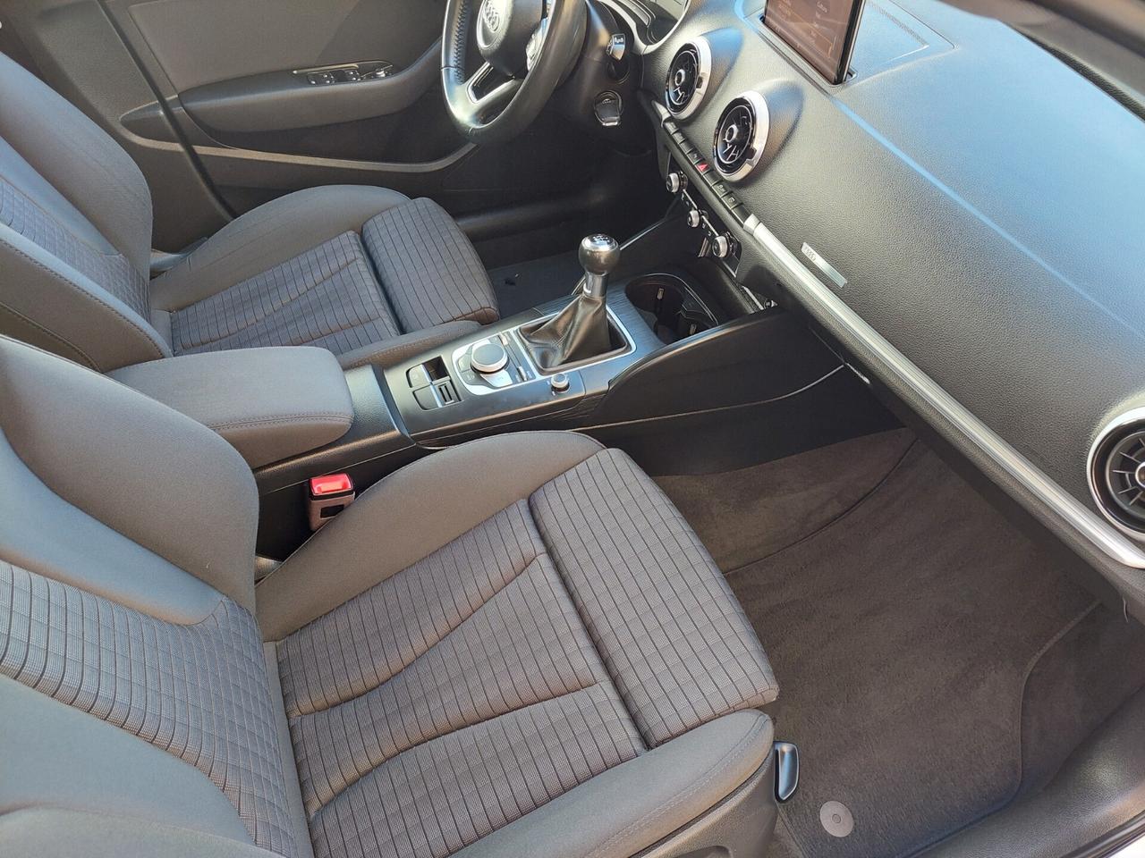 Audi A3 1.6 TDI 116 CV Sport SPORTBACK