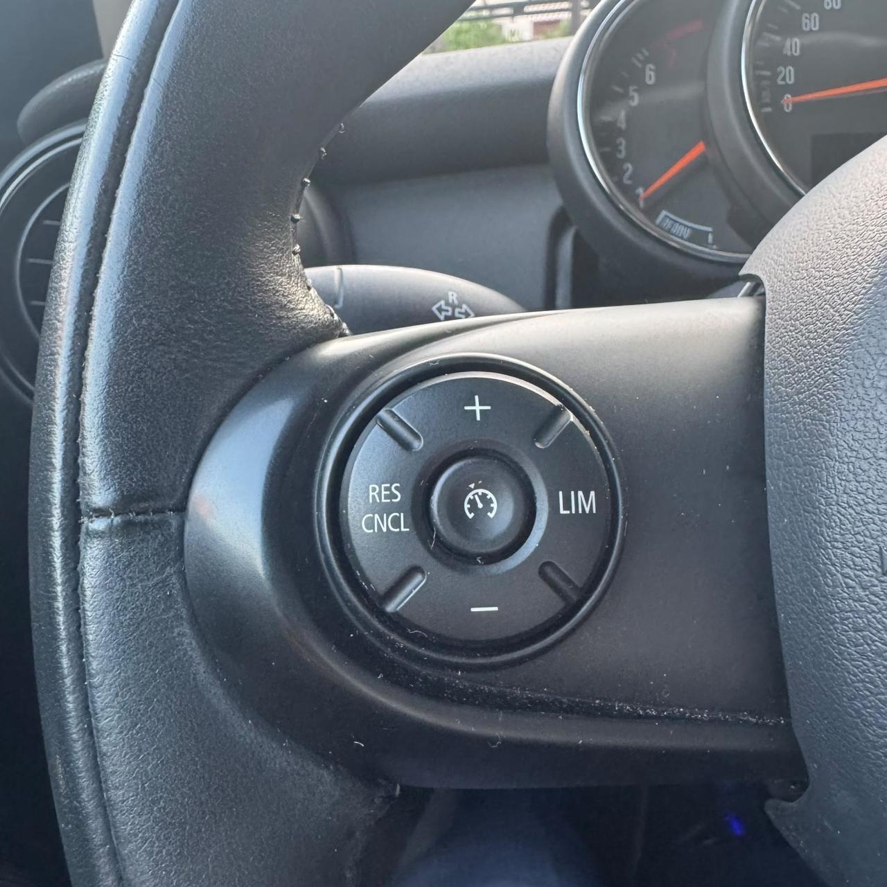 Mini 1.5 One 39000KM