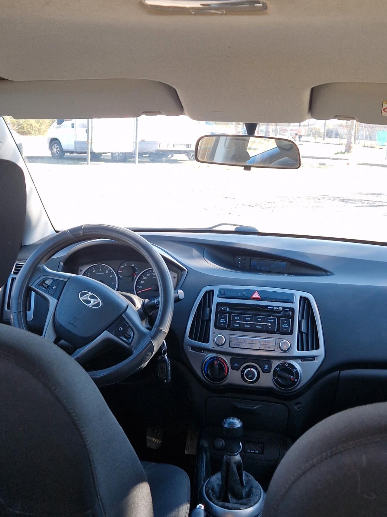 Hyundai i20 1.2 5p. BlueDrive GPL Sound Edition