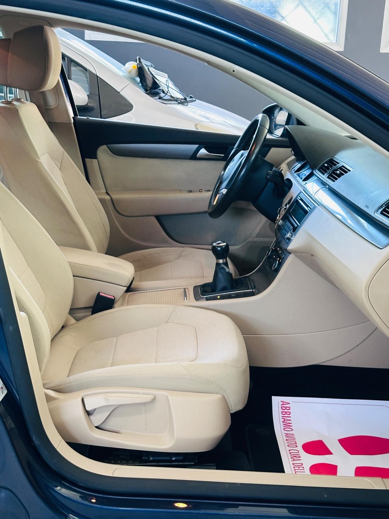 Volkswagen Passat 2.0 TDI Highline BERLINA