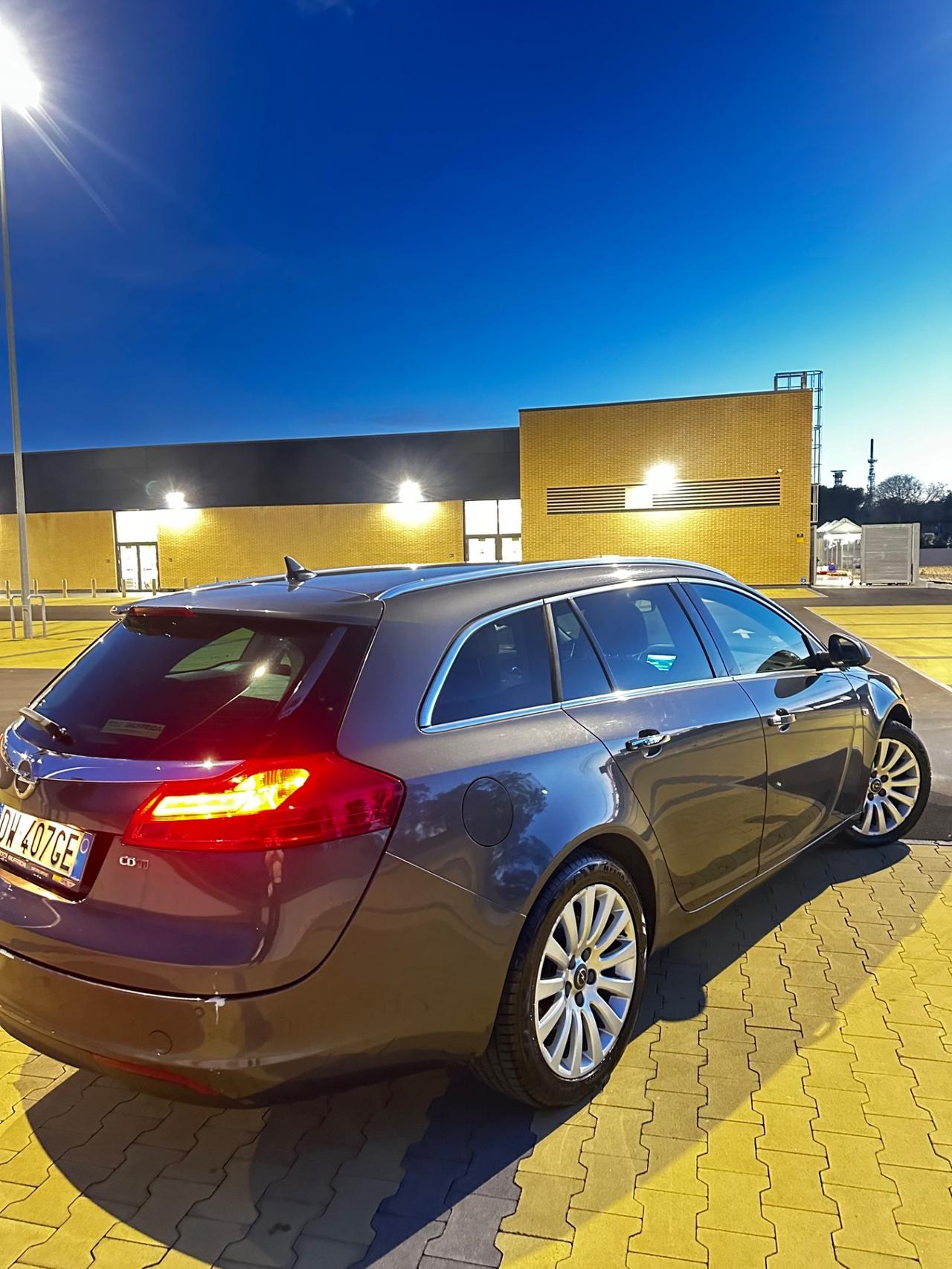 Opel Insignia 2.0 CDTI Sports Tourer Cosmo