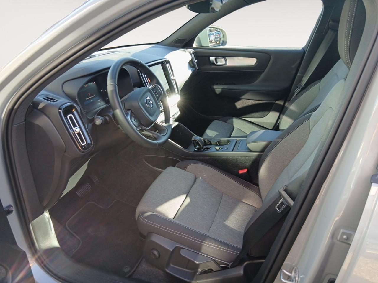 VOLVO XC40 2.0 b3 Core auto