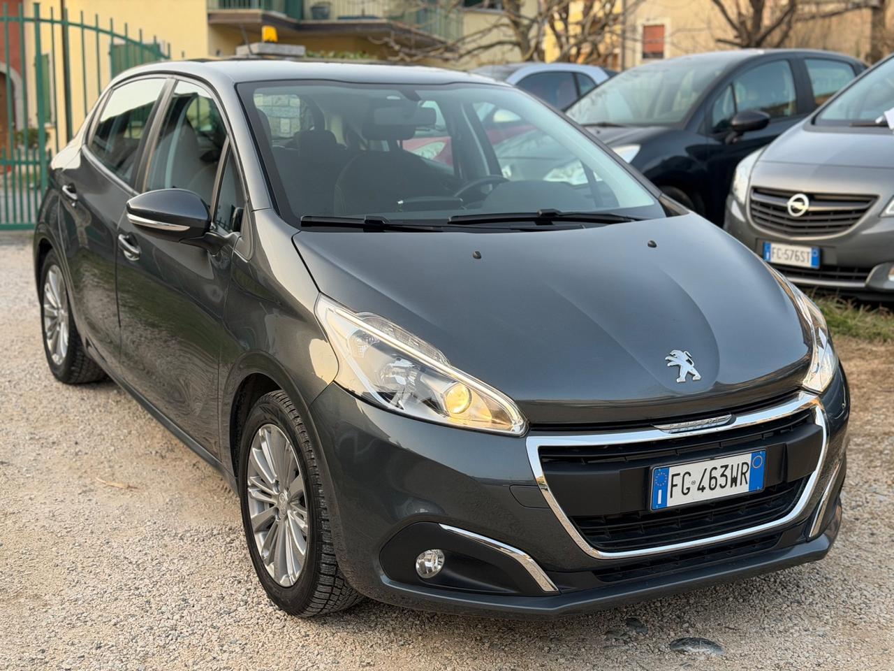 Peugeot 208 82 5P ALLURE NEOPAT KMCERT UNICOPR