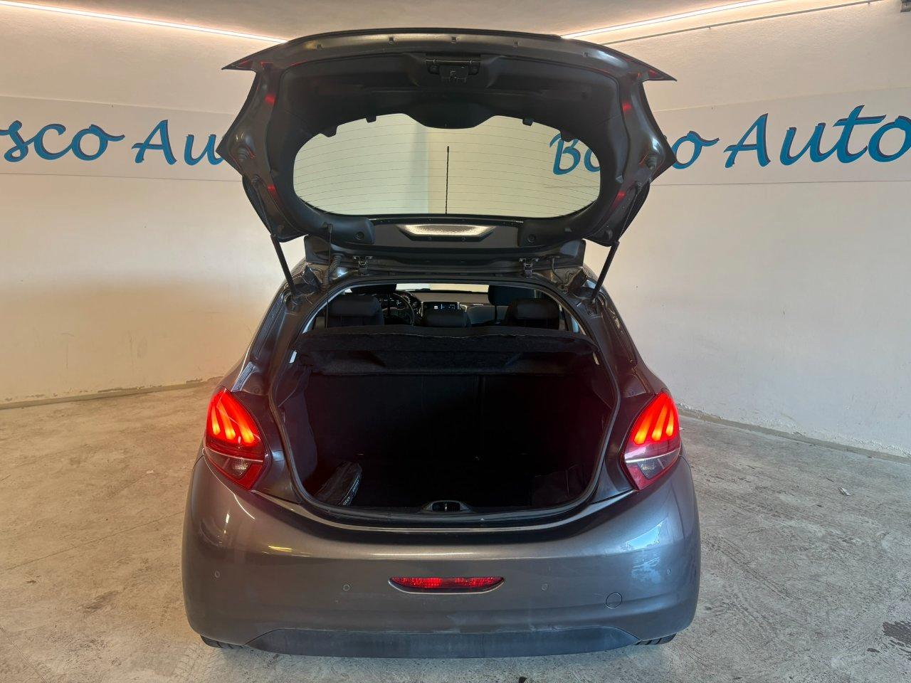 Peugeot 208 5 Porte 208 5p 1.2 puretech Allure gpl 82cv