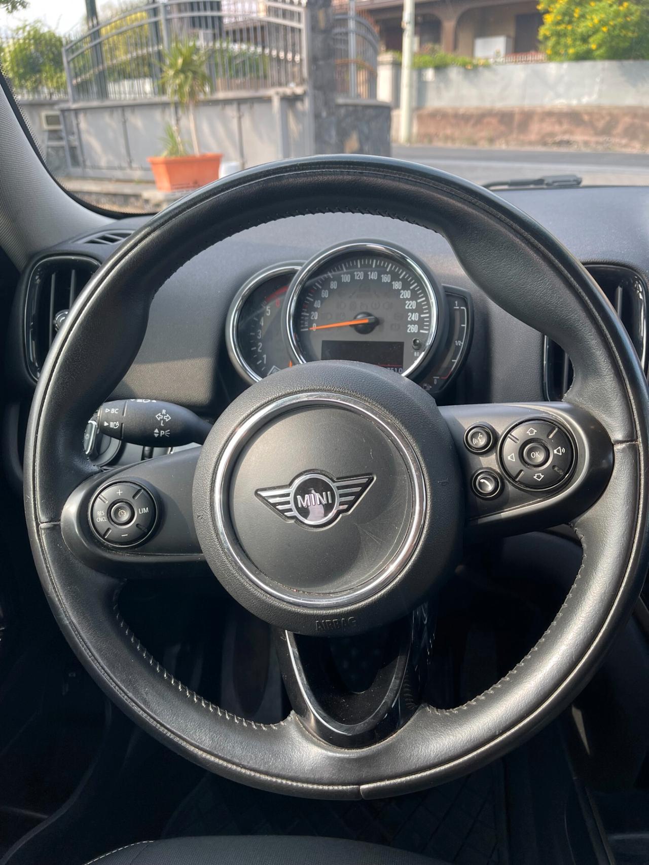 Mini Cooper D Countryman 2.0 150cv