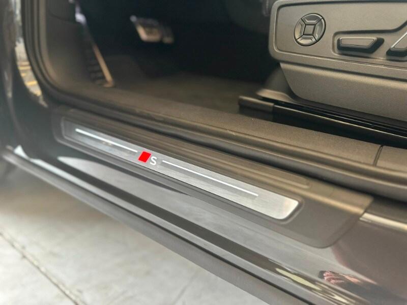 AUDI Q5 3ª serie Q5 TDI 150 kW mHEV+ S tronic ...