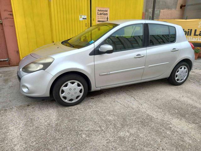 RENAULT Clio 1.2 16V 5 porte Luxe neopatentati