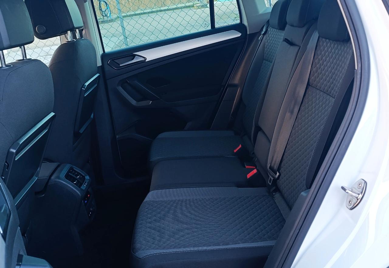 Volkswagen Tiguan 1.6 TDI 115cv Business - Uniproprietario - Service Volkswagen