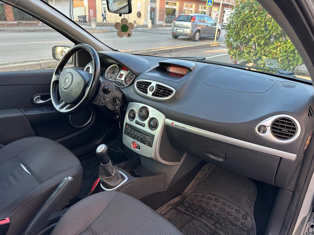 Renault Clio 1.2 16V 5 porte Rip Curl