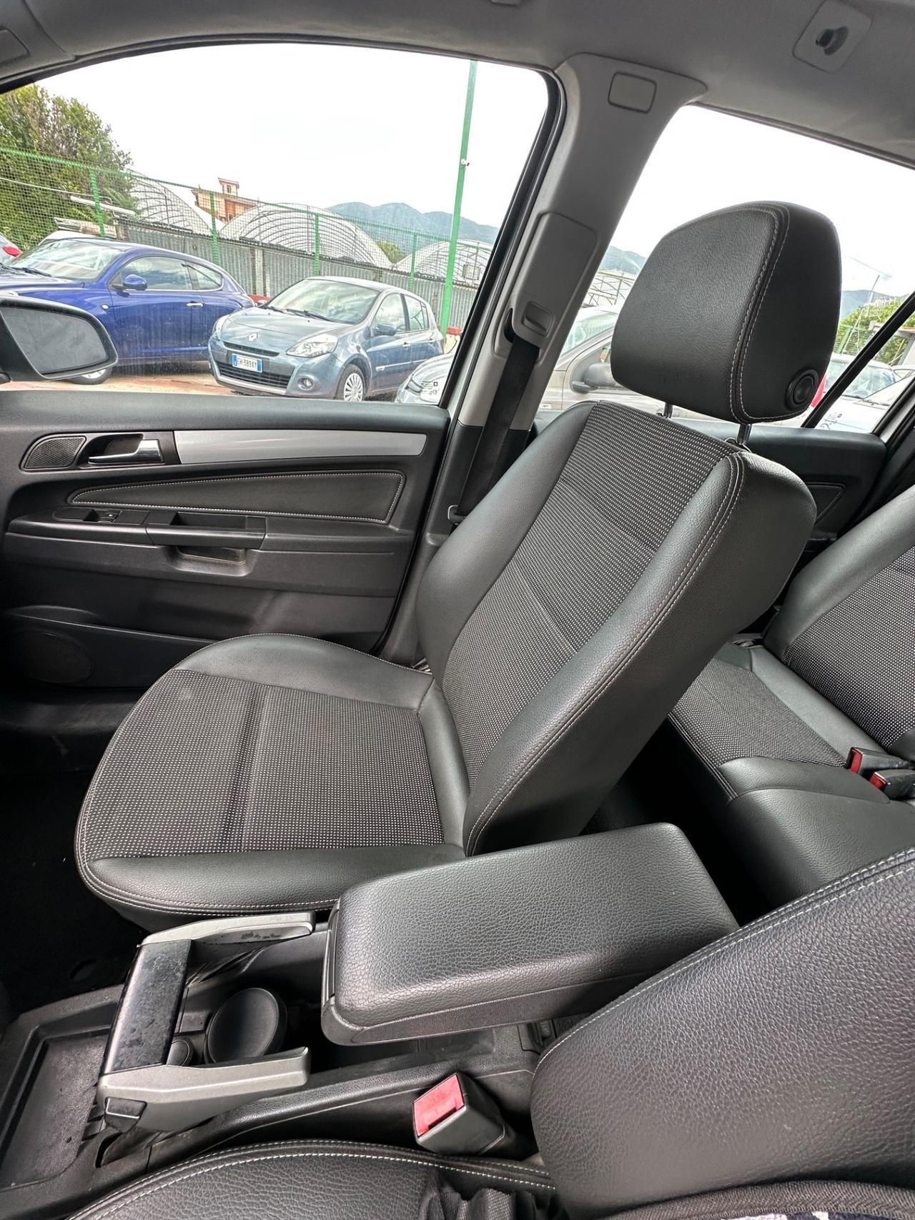 Opel Zafira 1.6 16V ecoM 94CV Cosmo