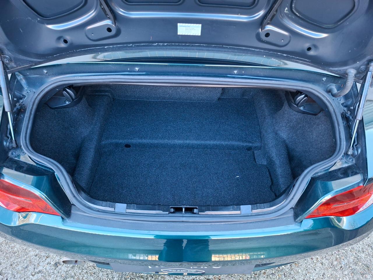 Bmw Z4 roadster 2.0i *VERDE TIEFGRUN*