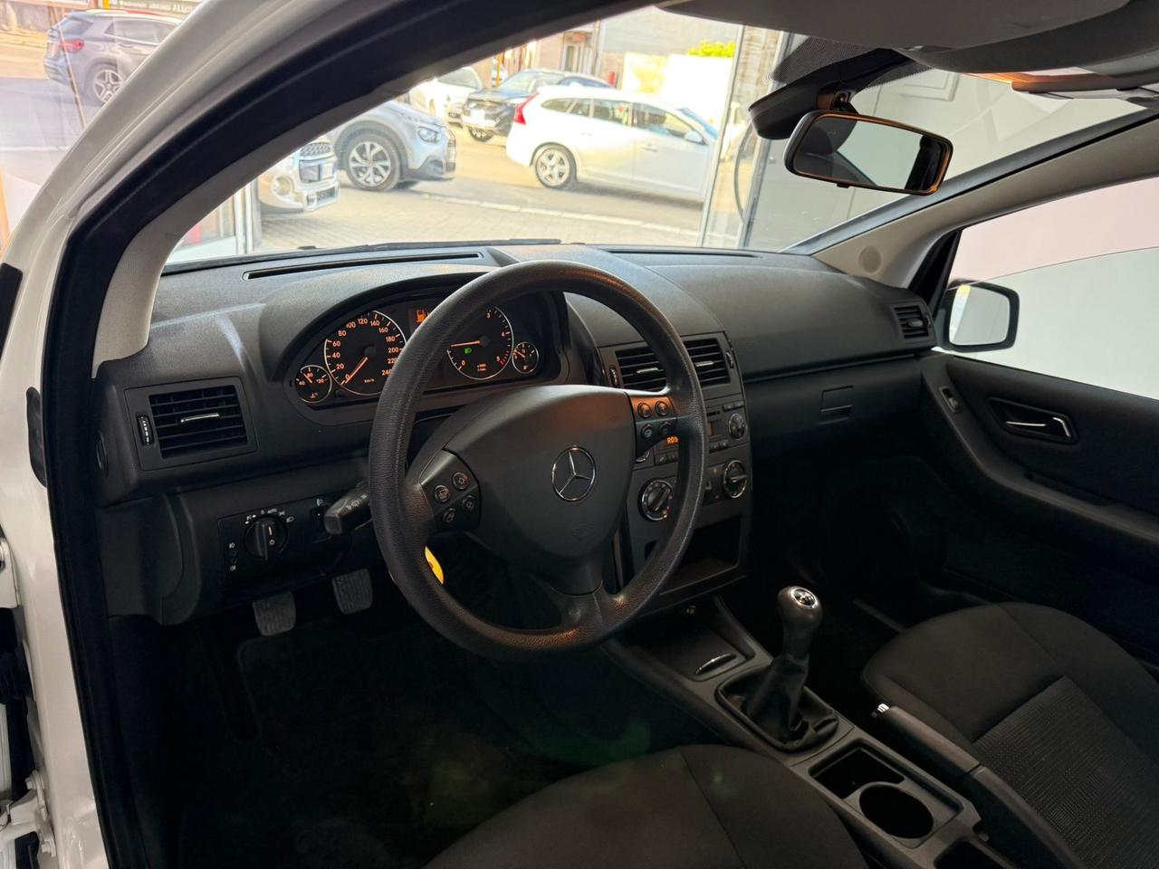Mercedes-benz A 180 CDI Elegance-2011
