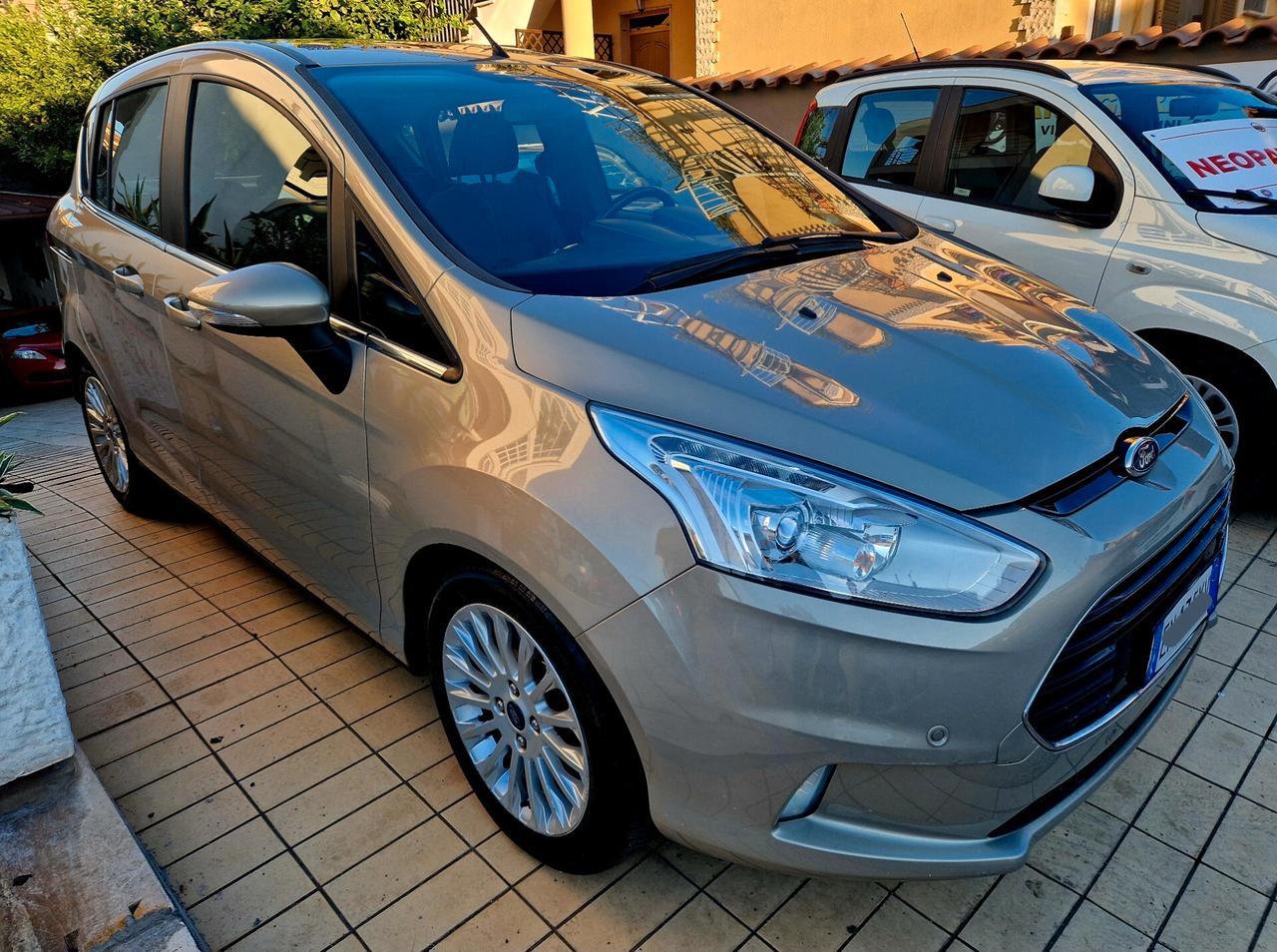 Ford B-Max 1.6 TDCi 95 CV Titanium NEOPATENTATI OKNTATI