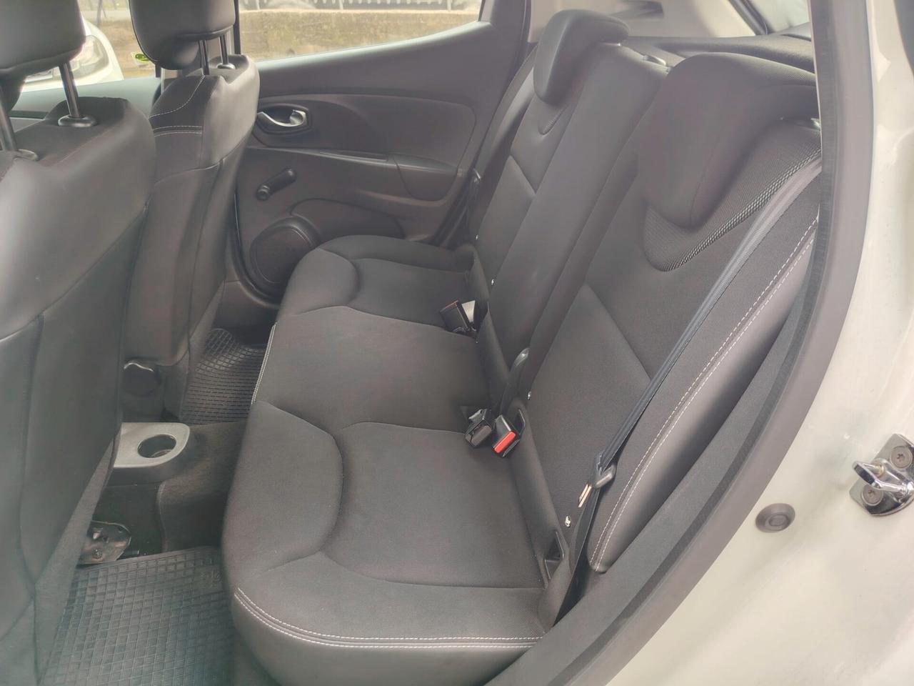 Renault Clio 1.2 75CV 5 porte