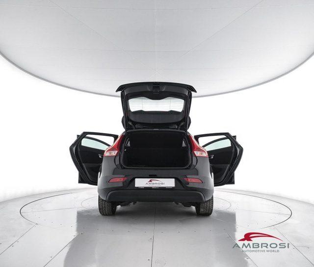 VOLVO V40 D2 Kinetic