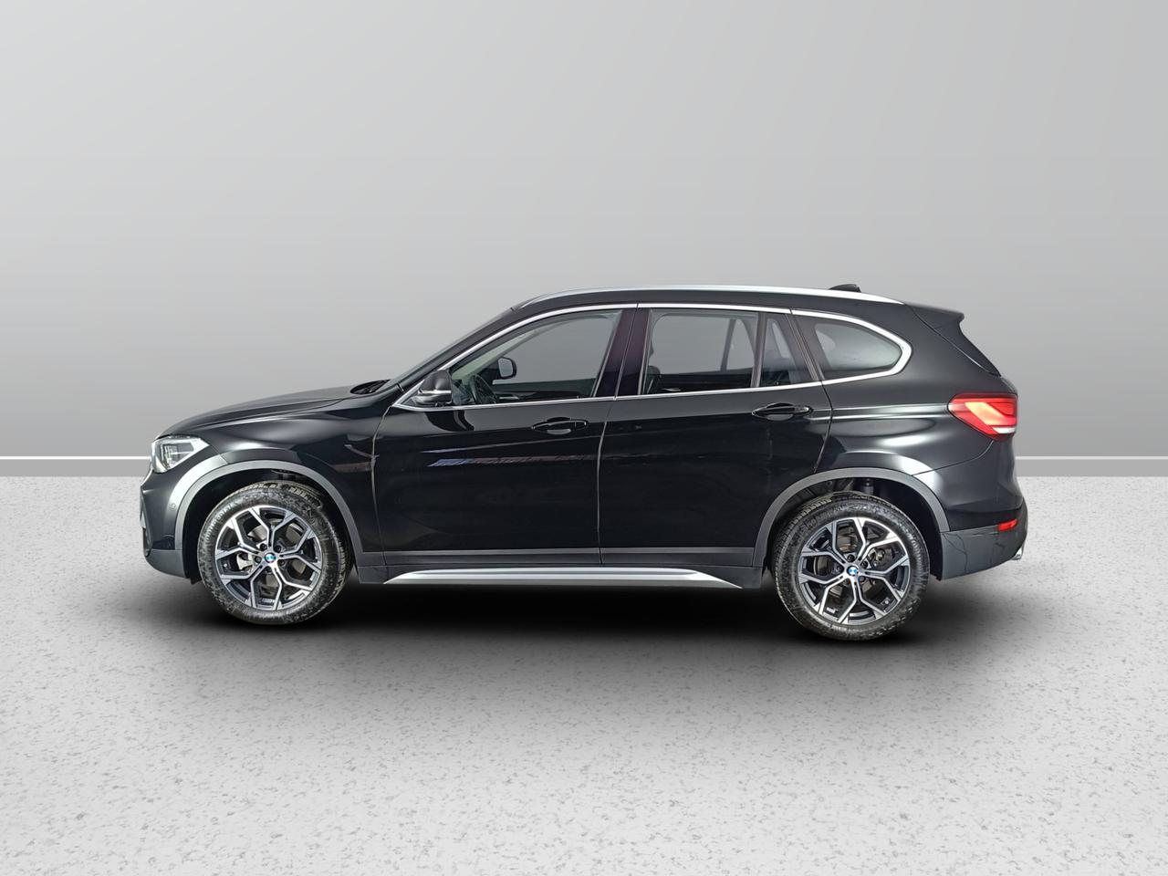 BMW X1 F48 2019 - X1 sdrive18d xLine auto