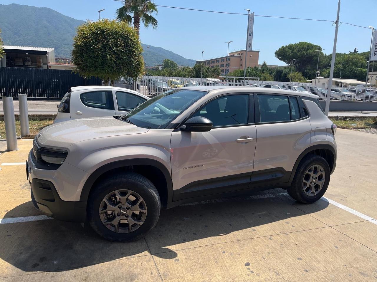 Jeep Avenger 1.2 Turbo 100 CV MHEV Longitude