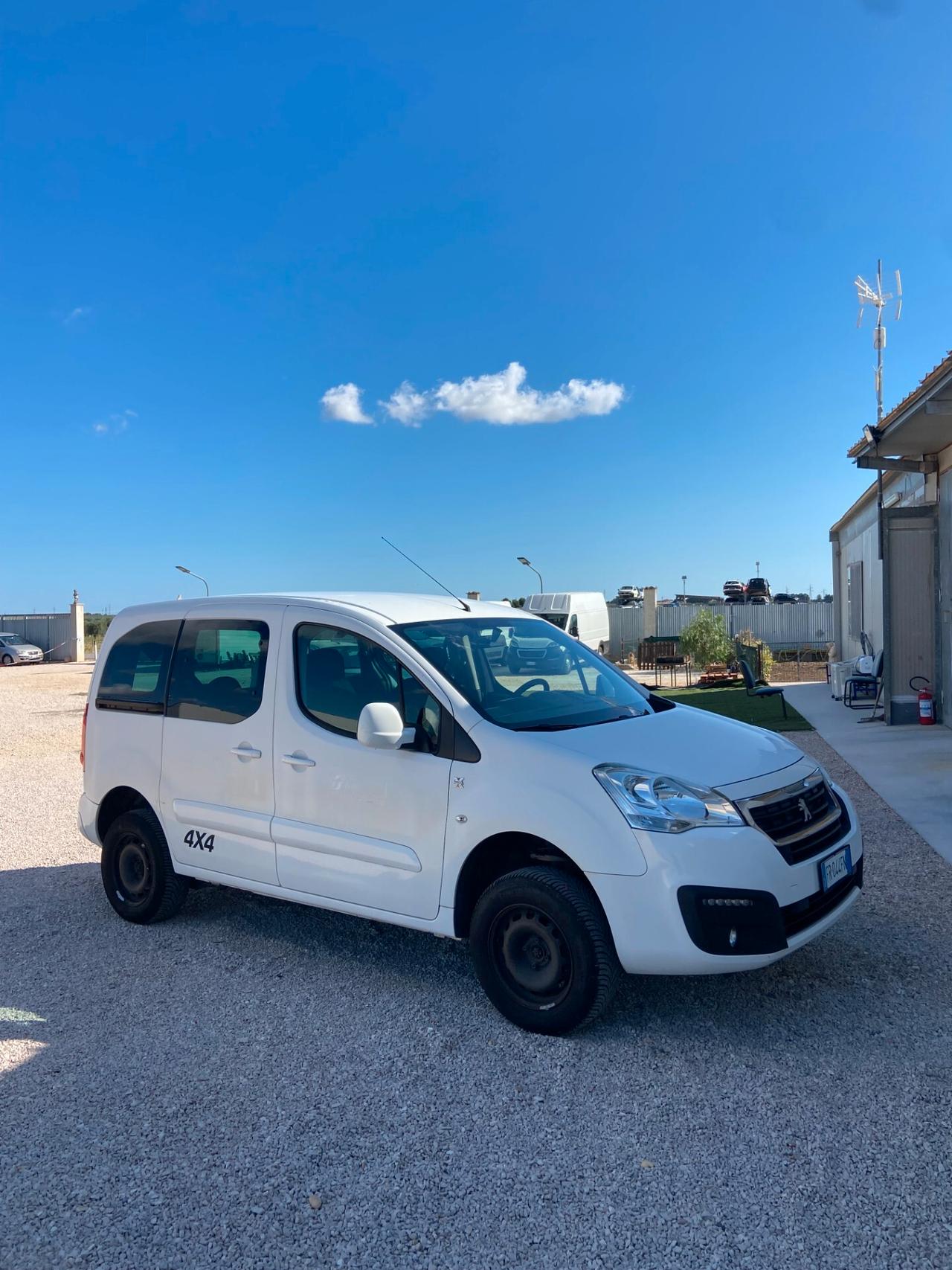 Peugeot Partner Tepee BlueHDi 100 4x4 DANGEL