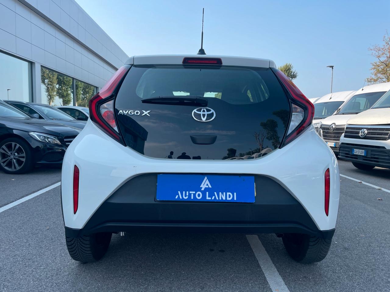 Toyota Aygo X 1.0 VVT-i 72 CV 5 porte Trend