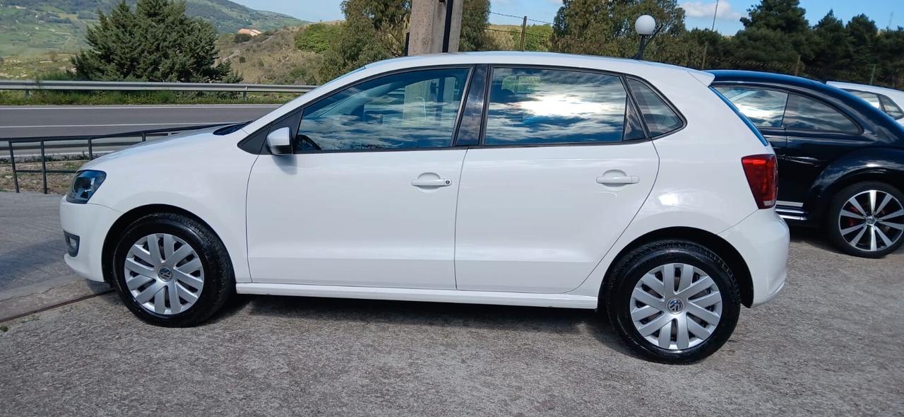 Volkswagen Polo 1.2 TDI Comfortline - 2014