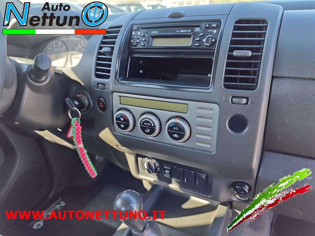 Nissan Navara 2.5 dCi 4 porte Double Cab 4X4 Pickup