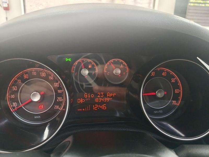 FIAT Grande Punto Punto 5p 1.4 natural power Actual 77cv