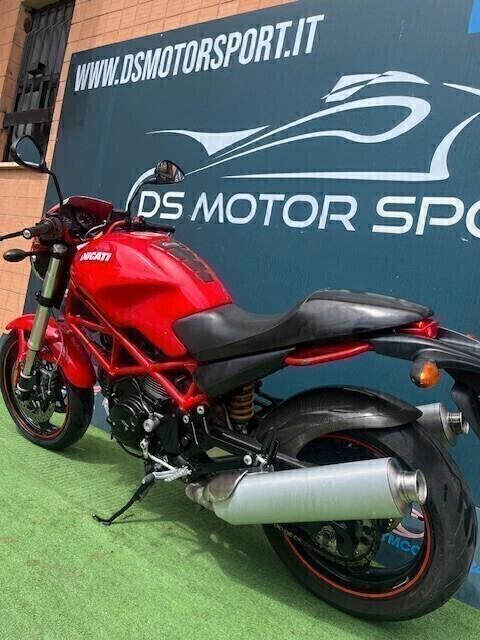 DUCATI MONSTER 695 PERMUTE GARANZIA