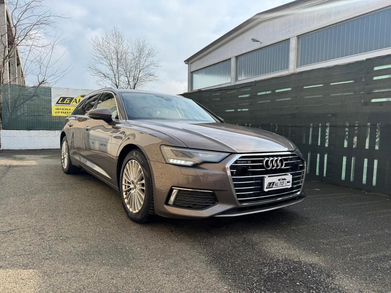 Audi A6 Avant 40 2.0 TDI quattro ultra S tronic Business Design