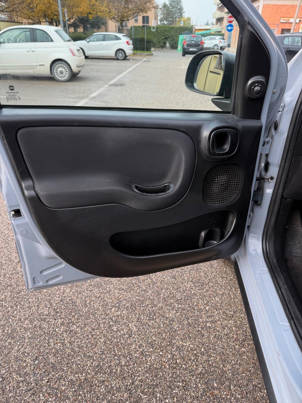 Fiat Panda 1.0 hybrid - NEOPATENTATI - 12 MESI DI GARANZIA -