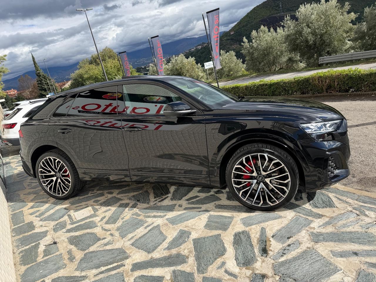 Audi Q8 50 TDI 286 CV S line TETTO GUSCIO 23