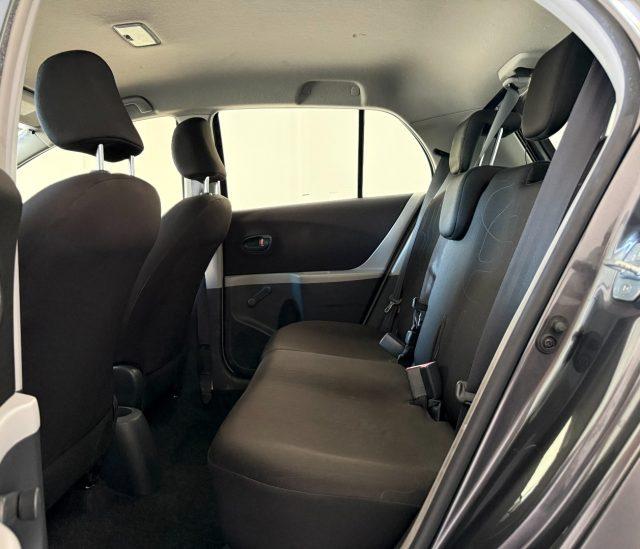 TOYOTA Yaris 1.0 5 porte Luxury pack