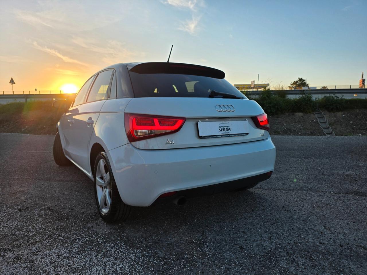 Audi A1 1.6 TDI S tronic Attraction