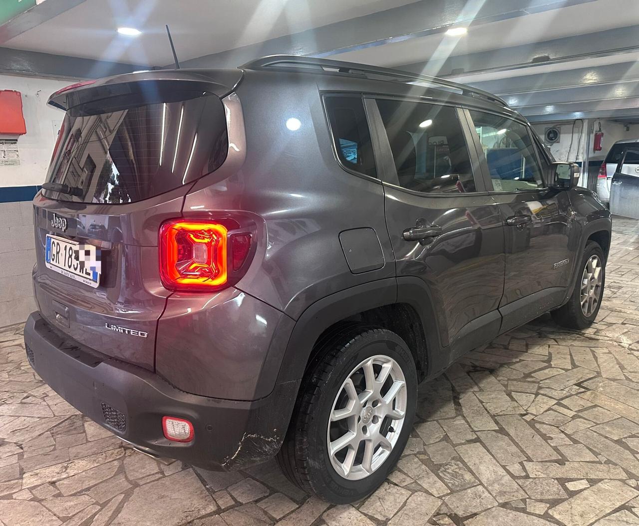 Jeep Renegade 1.3 T4 DDCT Limited