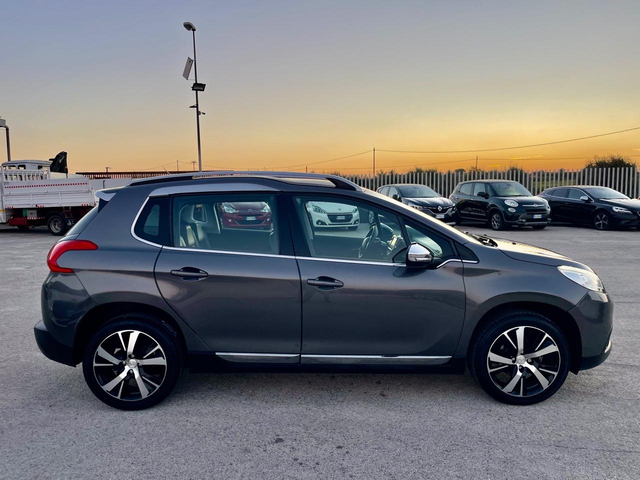 PEUGEOT 2008 1.6 HDI FULL LED ALLURE PARI AL NUOVO