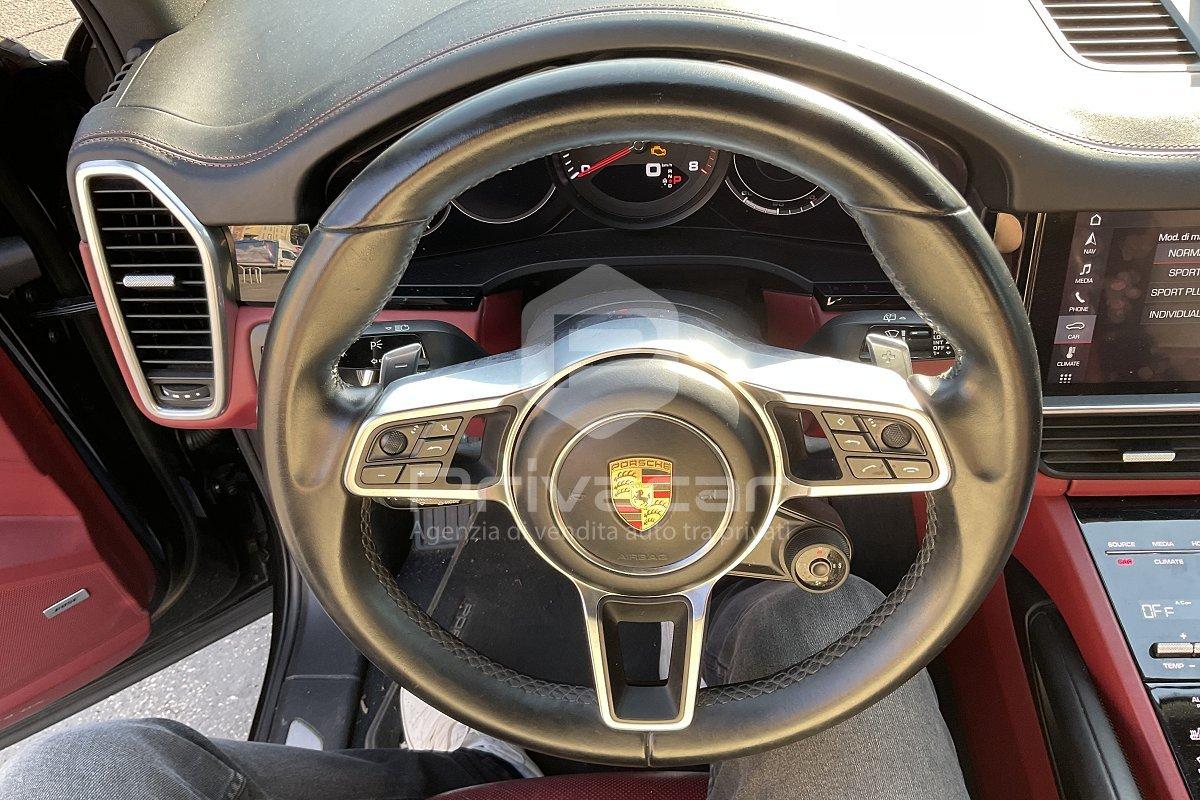 PORSCHE Cayenne 3.0 V6