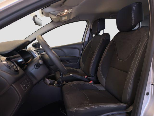 RENAULT Clio Clio TCe 75 Moschino Intens