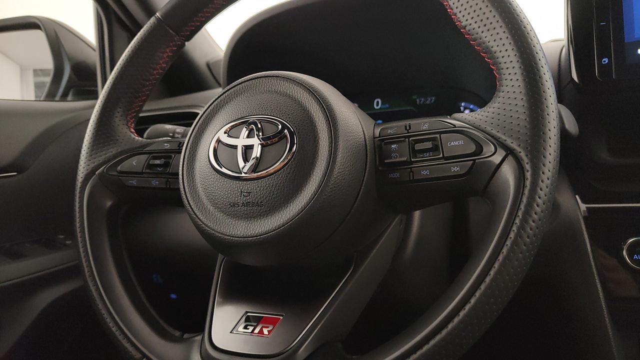 TOYOTA Yaris Cross - Yaris Cross 1.5h GR Sport fwd 116cv e-cvt